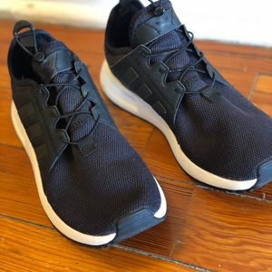 Adidas Tennis Shoes Black & White